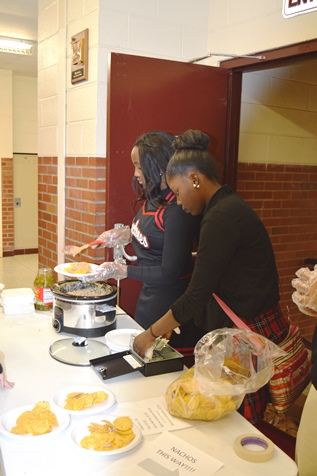 Bishop Ward High School students sharpened their entrepreneurial skills through Youth Entrepreneurs’ Market Days. Each student had the opportunity to run a mini business for a day and earn a real profit. (Photo from Youth Entrepreneurs)