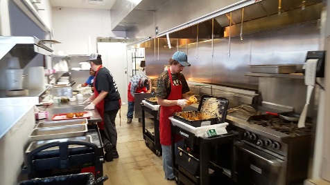 Gus’s World Famous Hot Spicy Fried Chicken opened recently in Kansas City, Kan. (Photo by William Crum)