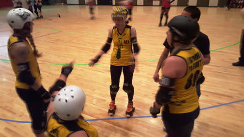 Action from the Kansas City Roller Warriors tonight at Memorial Hall in Kansas City, Kan. (Photo by William Crum) 