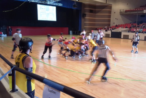 Action from the Kansas City Roller Warriors tonight at Memorial Hall in Kansas City, Kan. (Photo by William Crum) 