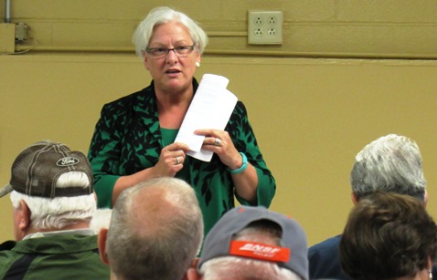 Linda Terrill, a tax attorney, today offered tips on how to appeal your residential property taxes. This presentation was at the Turner Recreation Center in Kansas City, Kan. (Staff photo)