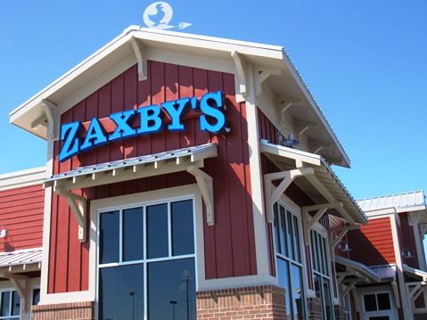 Zaxby’s, a new restaurant near 109th and Parallel Parkway, in Kansas City, Kan., opened today. (Staff photo)