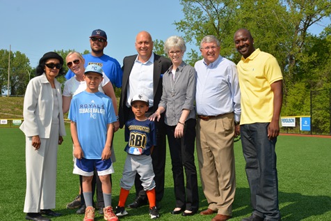 Cal Ripken Jr. with the Ross, Haley, Wilmoth, and Burnett family at the ribbon-cutting for the George and Doris Haley Field at the Barton-Ross complex. (Photo by Derek Wiles)