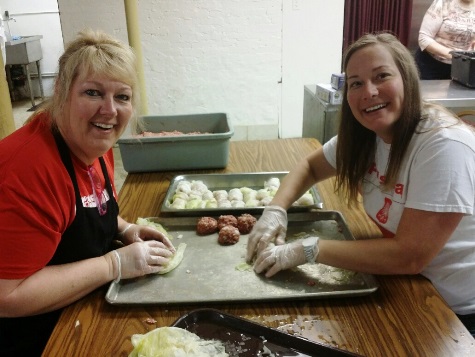 Cathy Kolenda Smith and her sister, Molly Kolenda Blomberg, were making golambki (cabbage rolls) for Polski Day on Saturday, May 7. (Photo by Kathy Hanis)