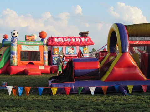 Carnival rides were part of the Wyandotte County Fair on Wednesday night. (Staff photo by Mary Rupert)