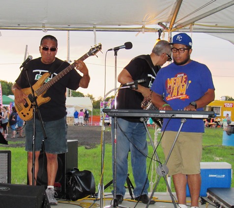 A free musical performance was held Wednesday at the free tent at the Wyandotte County Fair. (Staff photo by Mary Rupert)