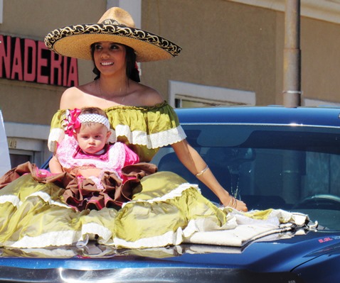 Scenes from the Central Avenue Parade held Saturday morning, Sept. 10, in Kansas City, Kan. (Staff photo by Mary Rupert)