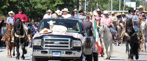 Scenes from the Central Avenue Parade held Saturday morning, Sept. 10, in Kansas City, Kan. (Staff photo by Mary Rupert)