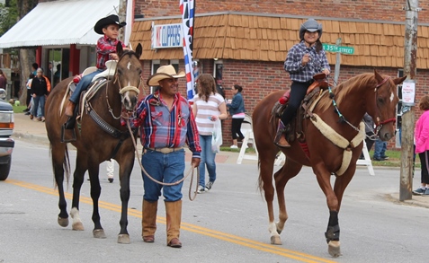 Scenes from the Silver City Day Parade today on Strong Avenue in Kansas City, Kan. (Photo by Steve Rupert)