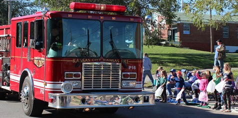 Scenes from the Turner Days Parade on Saturday, Oct. 8, in Kansas City, Kan. Turner Days will continue with a festival, car show and other events on Sunday, Oct. 9, at Steineger Field, near South 58th and Metropolitan. (Photo by Steve Rupert)