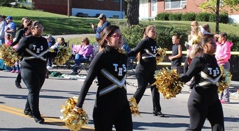 Scenes from the Turner Days Parade on Saturday, Oct. 8, in Kansas City, Kan. Turner Days will continue with a festival, car show and other events on Sunday, Oct. 9, at Steineger Field, near South 58th and Metropolitan. (Photo by Steve Rupert)