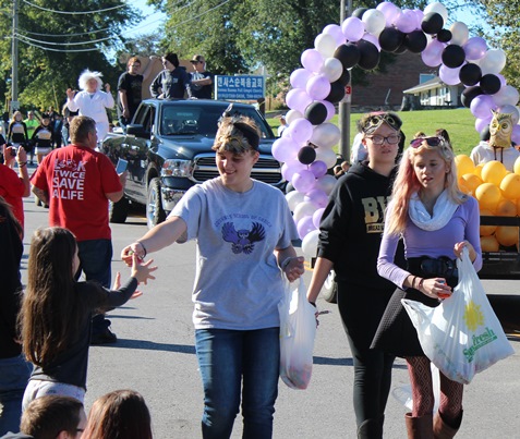 Scenes from the Turner Days Parade on Saturday, Oct. 8, in Kansas City, Kan. Turner Days will continue with a festival, car show and other events on Sunday, Oct. 9, at Steineger Field, near South 58th and Metropolitan. (Photo by Steve Rupert)