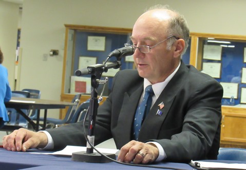 Libertarian candidate Steven A. Hohe of Shawnee spoke at the candidate forum held Oct. 17 at Kansas City Kansas Community College. Incumbent Rep. Kevin Yoder, R-3rd Dist., and Democratic challenger Jay Sidie did not attend this forum. (Staff photo)